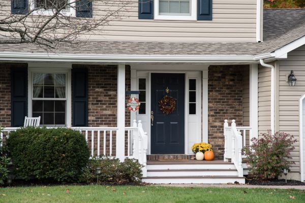 Cost of Front Deck Construction in Stillwater